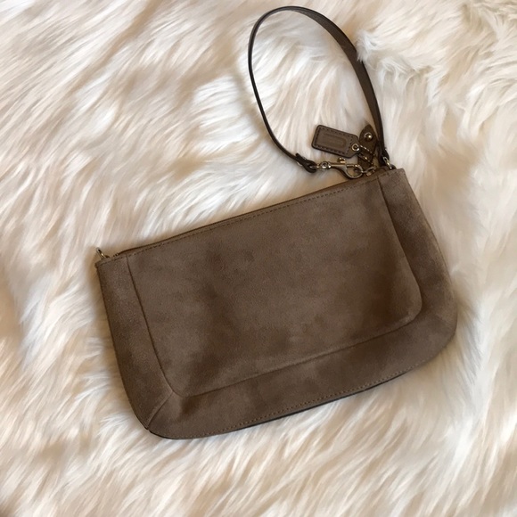 Convertible Coach Wristlet - Picture 5 of 8